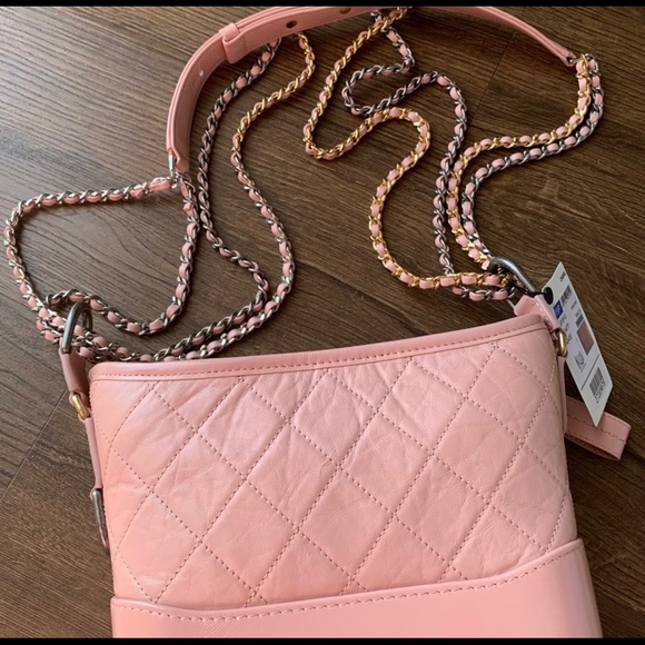 🌸Chanel Gabrielle Hobo Quilted Aged Calfskin Small🌸 - Picture 2 of 6